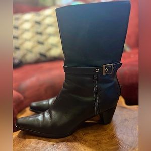 Leather Stitch Buckle Boots